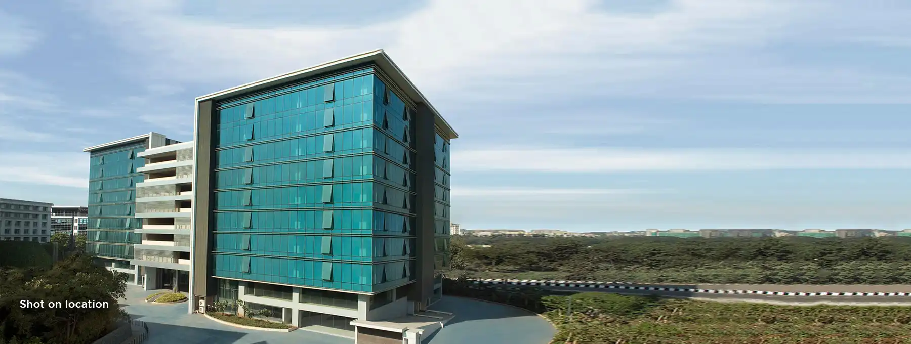 https://hiranandaniindustrialparks.com/wp-content/uploads/2025/06/commercial-3.webp